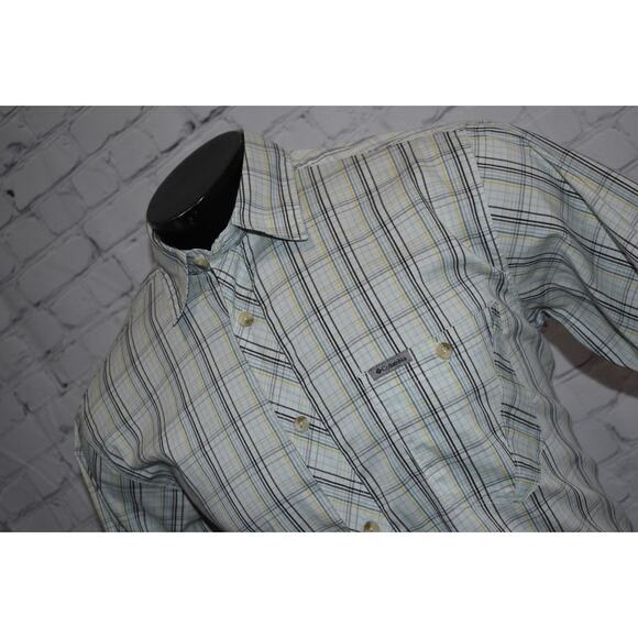 Columbia Other - Columbia Titanium Fishing Shirt Men Size Medium Performance Hiking Vented
